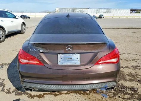 2015 Mercedes-Benz Cla 250 z USA, uszkodzony, nr VIN WDDSJ4EB2FN174712